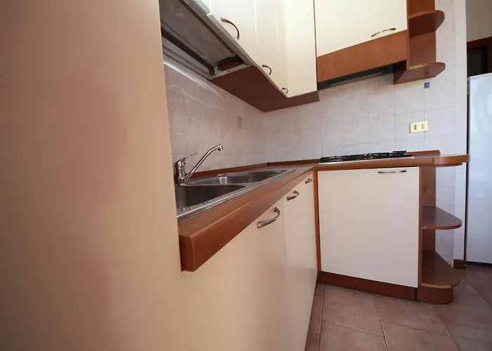 Stunning For 5 Appartement Rosapineta